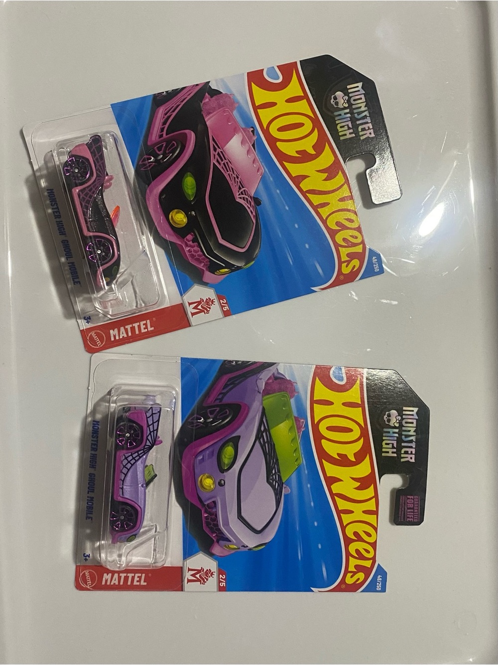Hot Wheels Monster High Pink & Purple Twin Pack